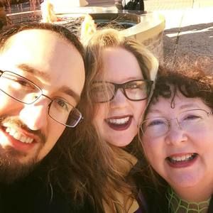 Meet your Posher, Amy